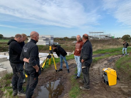 30cb393f-51b4-4cd0-aef1-1e07ca8ecd85 30cb393f-51b4-4cd0-aef1-1e07ca8ecd85