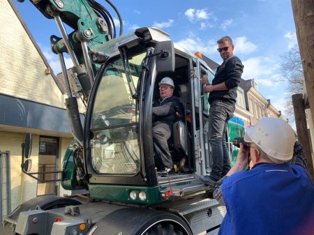 39692477-b2a5-4a76-969a-16923e0ff80d 39692477-b2a5-4a76-969a-16923e0ff80d