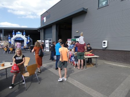 8a6d5859-319b-4666-b30f-5adb87900ba4 8a6d5859-319b-4666-b30f-5adb87900ba4