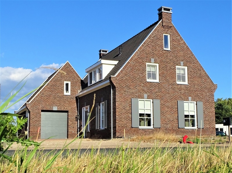 NB woning met garage te Lunteren NB woning met garage te Lunteren