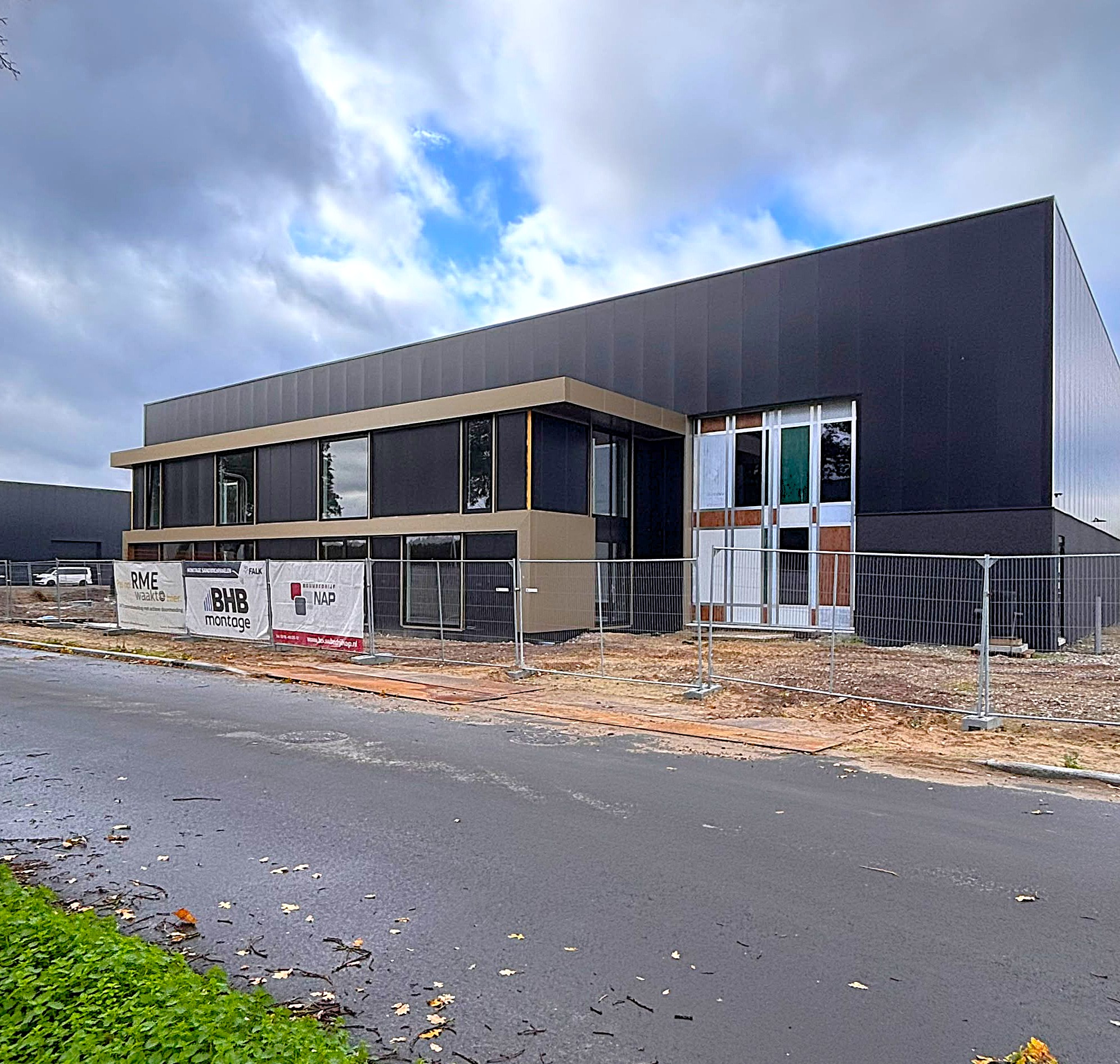 Projecten NB bedrijfshal met kantoren te Lunteren | Bouwbedrijf NAP