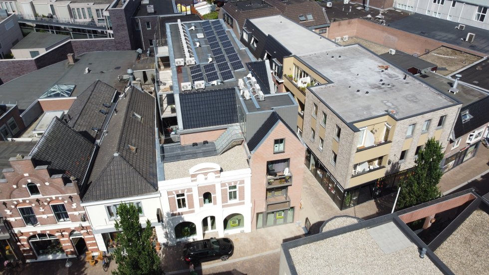 NB 17 appartementen en één winkel NB 17 appartementen en één winkel